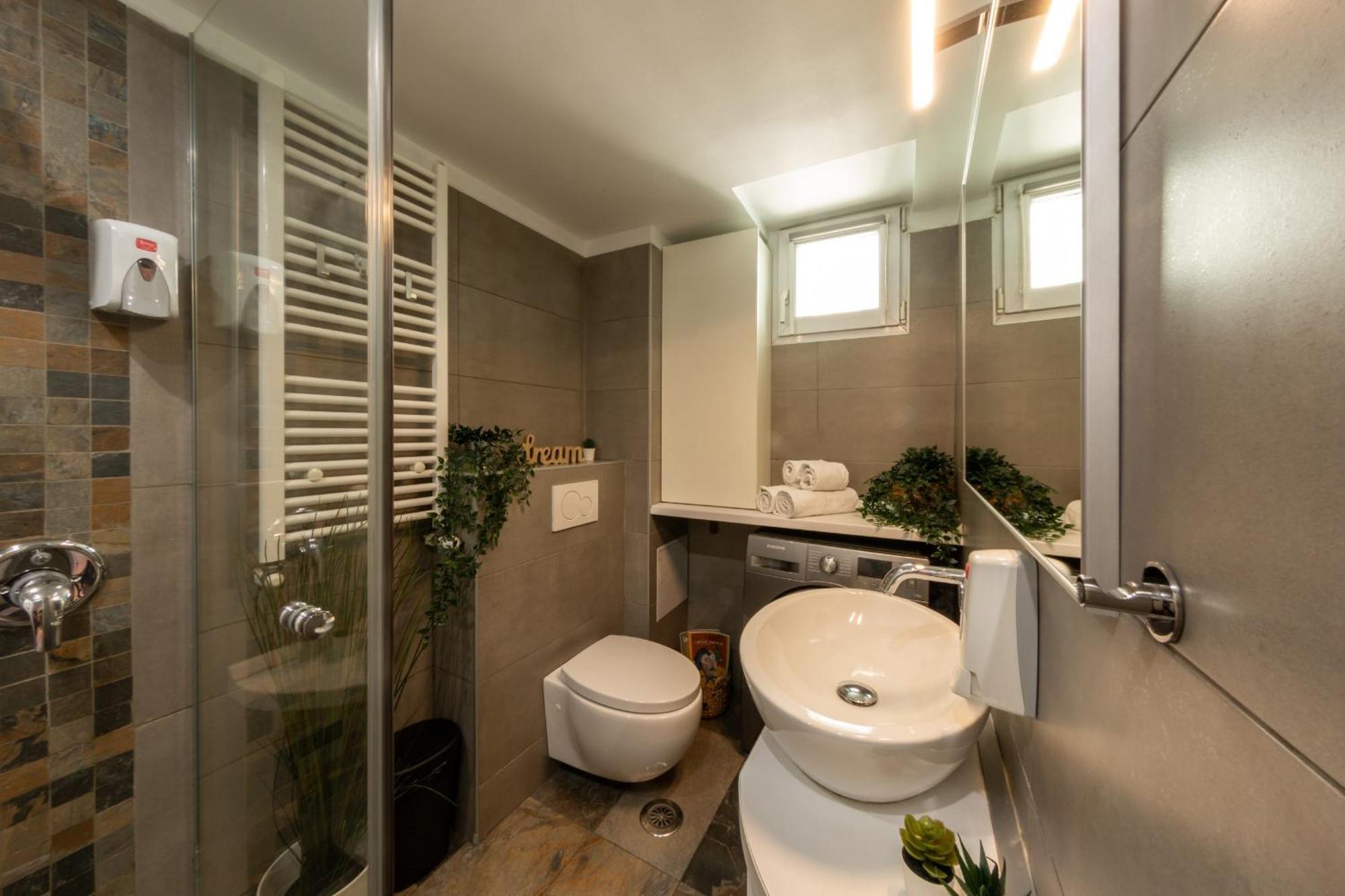 Modern 1Br Apt In The Old Town: The Perfect Choice Bukurešť Exteriér fotografie